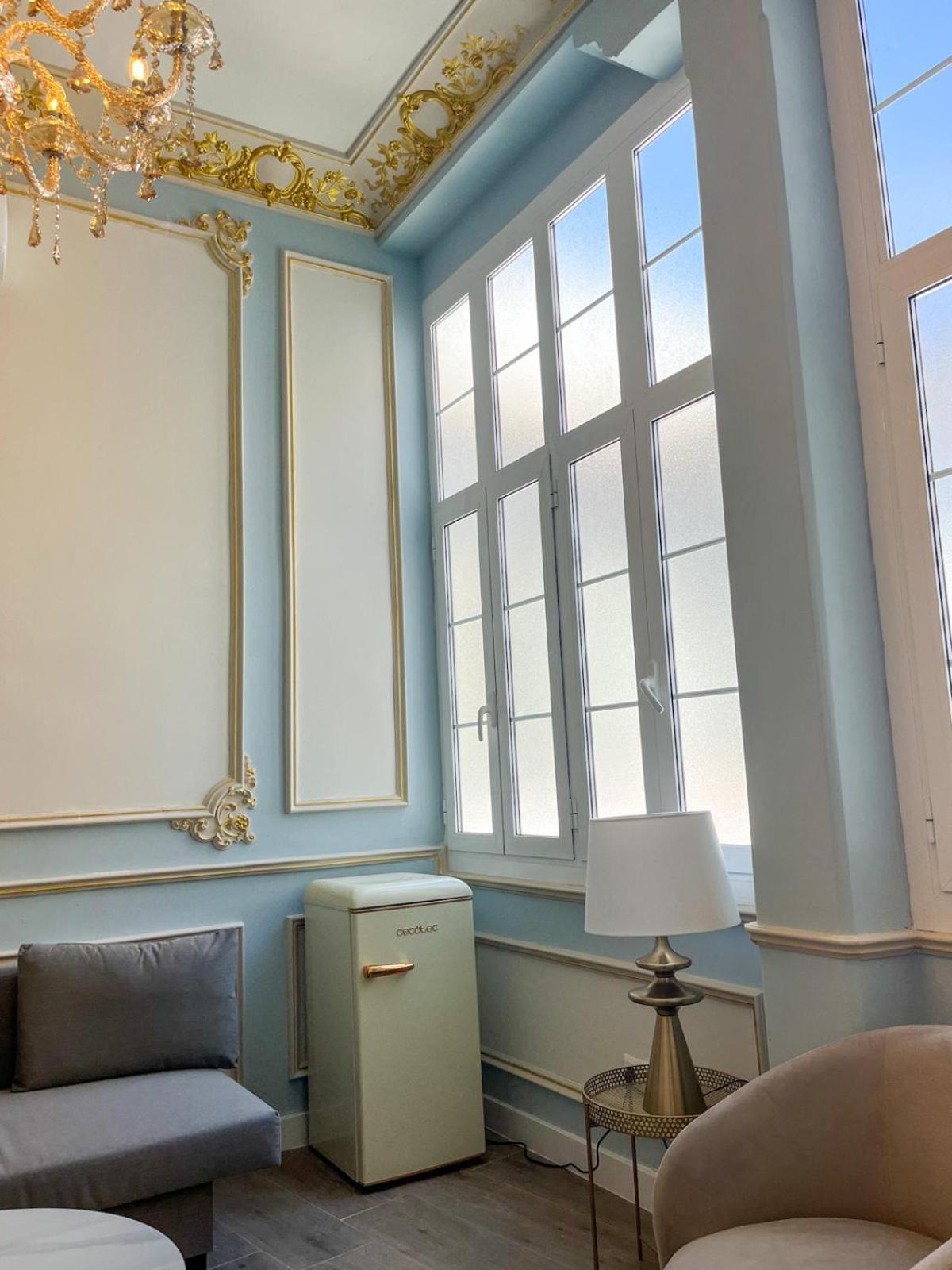 Apartamentos Loles De Cisneros Catedral Málaga Kültér fotó